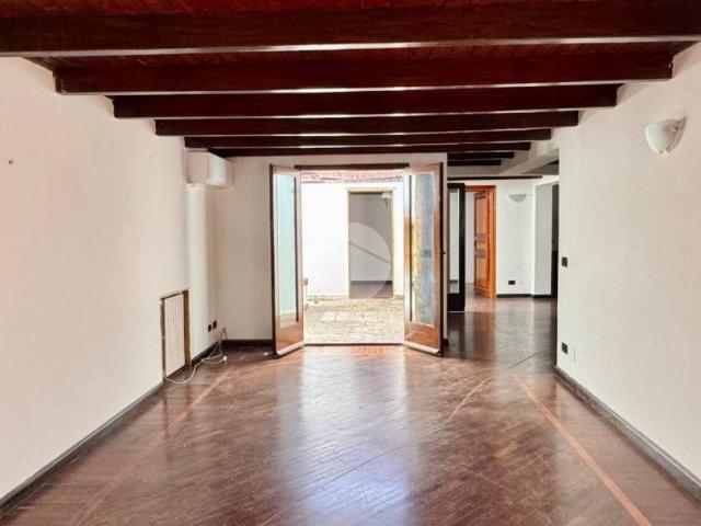 Appartamento in affitto a VIII Circoscrizione, Palermo