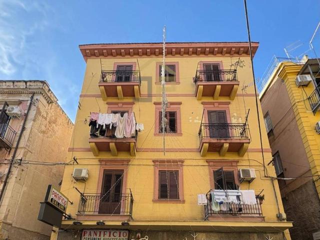 Appartamento in affitto a I Circoscrizione, Palermo