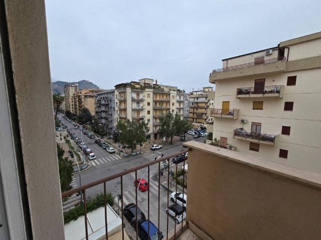 Appartamento in affitto a VI Circoscrizione, Palermo