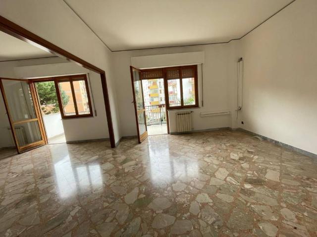 Appartamento in affitto a VIII Circoscrizione, Palermo