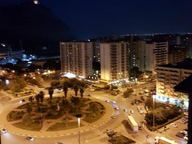 Appartamento in affitto a VI Circoscrizione, Palermo