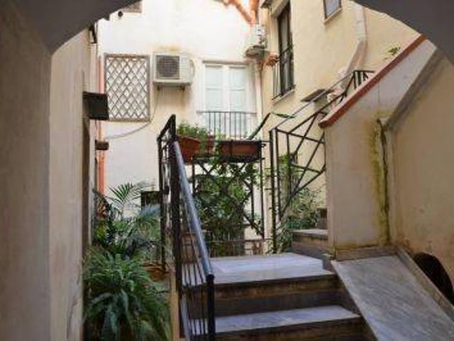Appartamento in affitto a I Circoscrizione, Palermo