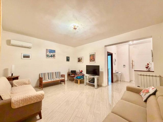 Appartamento in affitto a VI Circoscrizione, Palermo