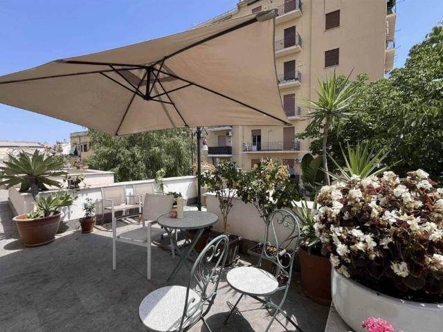Appartamento in affitto a I Circoscrizione, Palermo