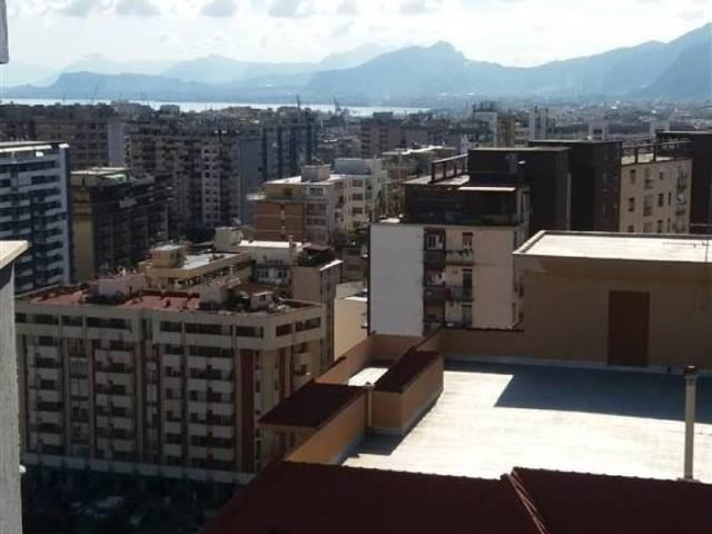 Appartamento in affitto a VI Circoscrizione, Palermo