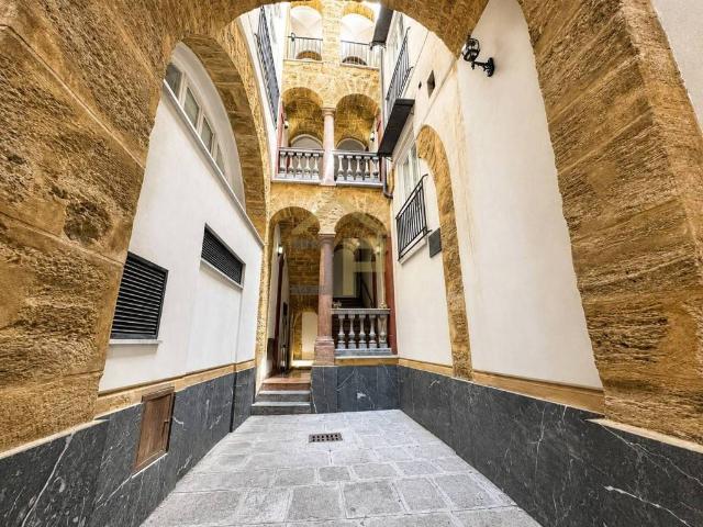 Appartamento in affitto a I Circoscrizione, Palermo