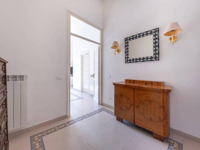 Appartamento in affitto a Mondello, Palermo