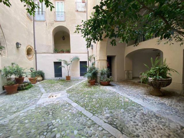 Appartamento in affitto a I Circoscrizione, Palermo