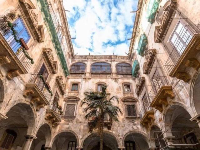 Appartamento in affitto a I Circoscrizione, Palermo