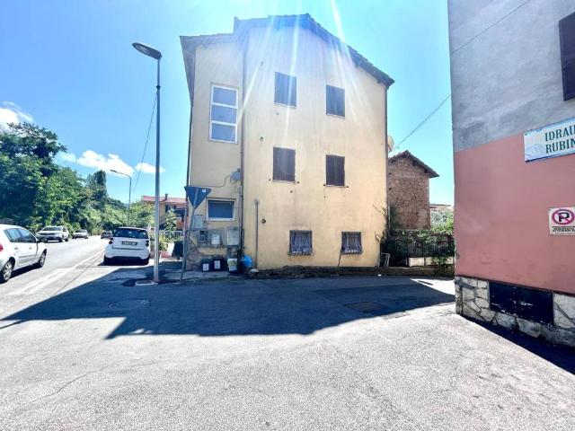 Appartamento in affitto a Colombella, Roma Capitale