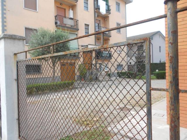 Appartamento in affitto a Pantigliate, Milano