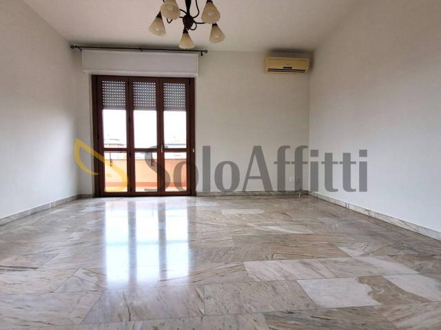 Appartamento in affitto a Ravello, Parabiago