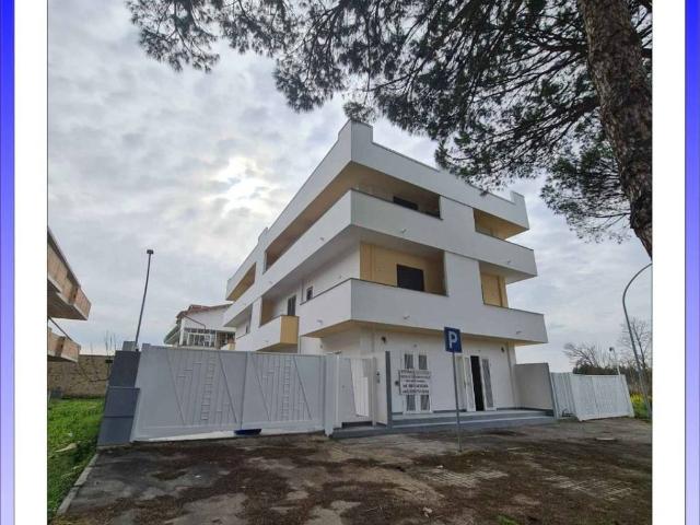 Appartamento in affitto a Parete, Campania
