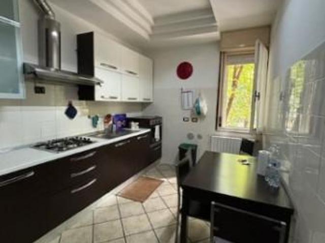 Appartamento in affitto a Parma, Montanara