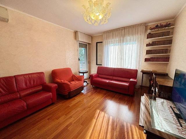 Appartamento in affitto a Lubiana, Sorbolo