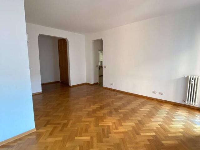 Appartamento in affitto a Parma Centro, Parma