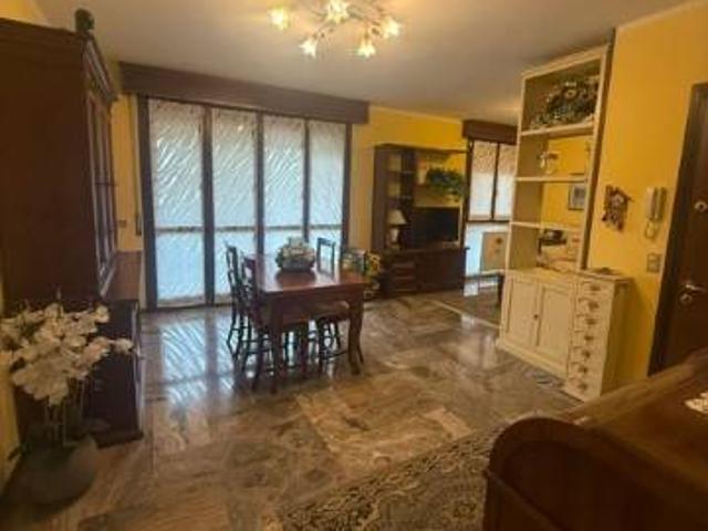 Appartamento in affitto a Marore, Parma
