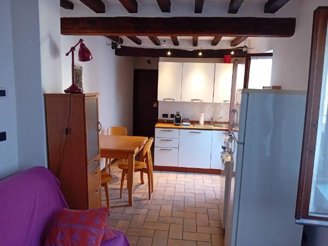 Appartamento in affitto a Parma Centro, Parma