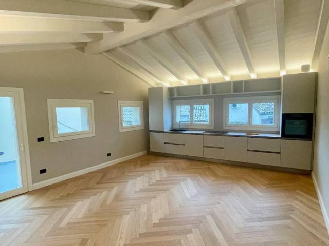 Appartamento in affitto a Parma, Parma Centro