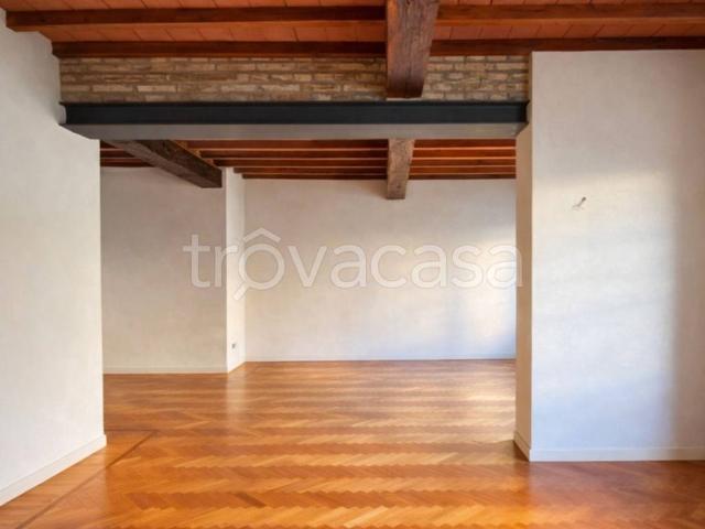 Appartamento in affitto a Fornovo Di Taro, Reggio Emilia