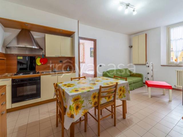 Appartamento in affitto a Pablo, Parma