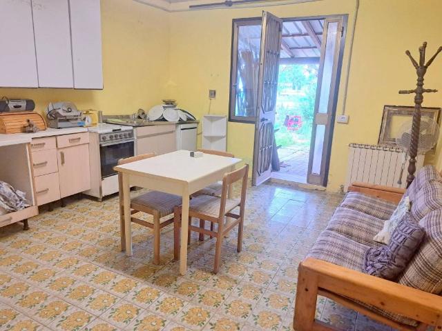 Appartamento in affitto a Parona, Lombardia