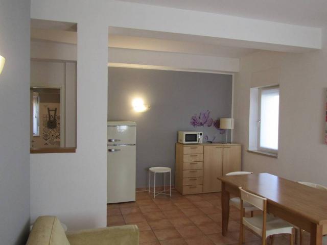Appartamento in affitto a Pastrengo, Verona