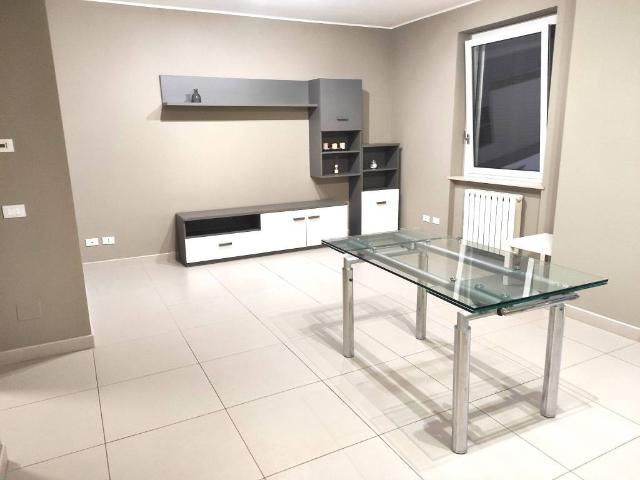 Appartamento in affitto a Pavia