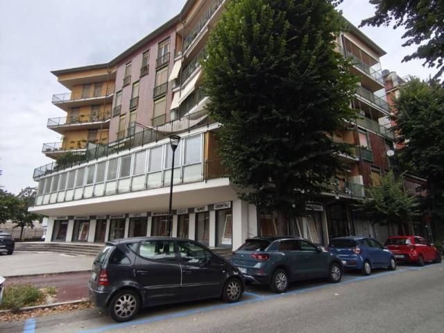 Appartamento in affitto a Ponte di Pietra, Pavia