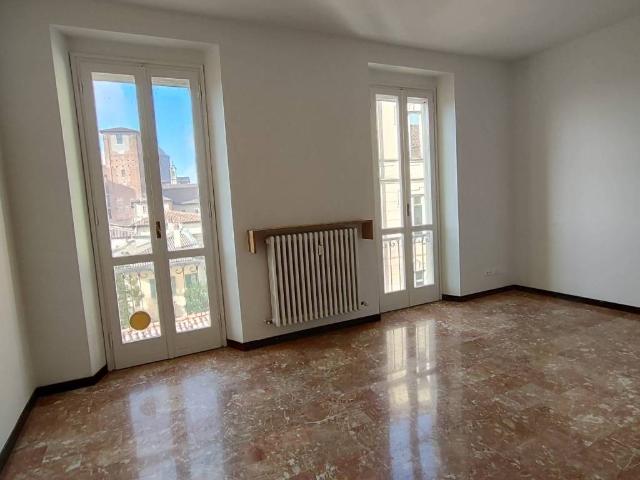 Appartamento in affitto a Borgo Ticino, Pavia