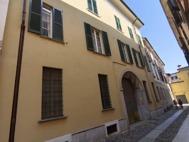 Appartamento in affitto a Borgo Ticino, Pavia