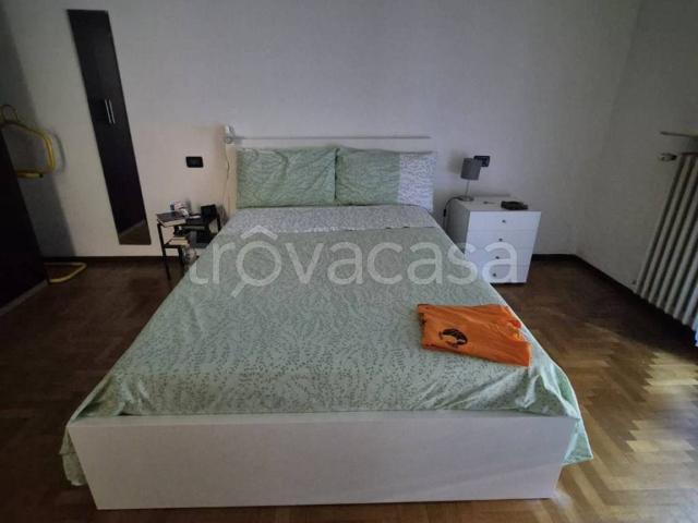 Appartamento in affitto a Crosione, Pavia