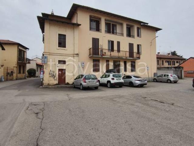 Monolocale in affitto a Borgo Ticino, Pavia