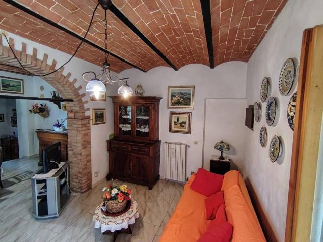 Appartamento in affitto a Peccioli, Toscana