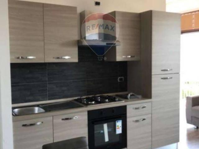 Appartamento in affitto a Pero, Milano