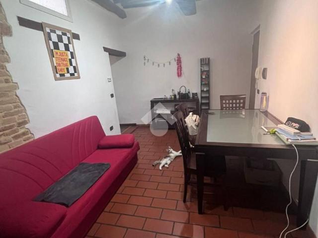 Appartamento in affitto a Sant'Erminio, Cenerente