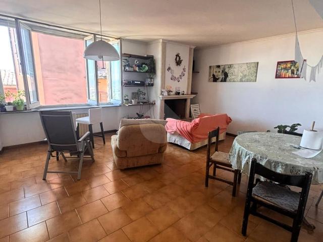 Appartamento in affitto a Sant'Erminio, Cenerente