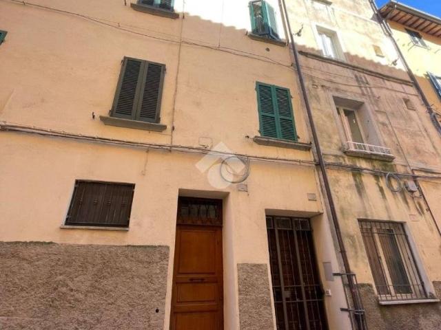 Appartamento in affitto a Sant'Erminio, Cenerente