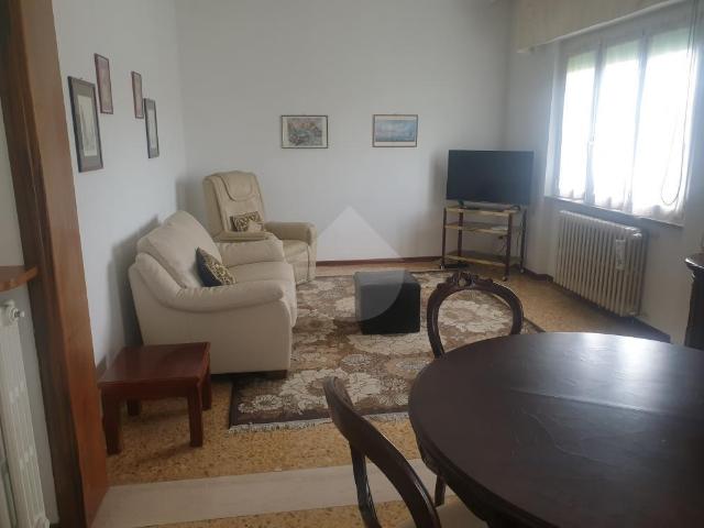 Appartamento in affitto a Santa Lucia, Cenerente