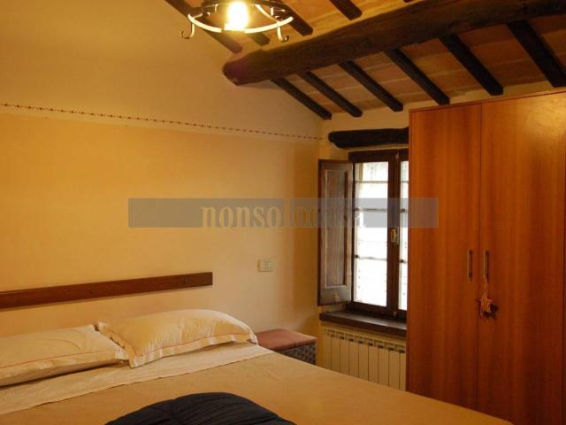 Appartamento in affitto a Borgo Collestrada, Cenerente