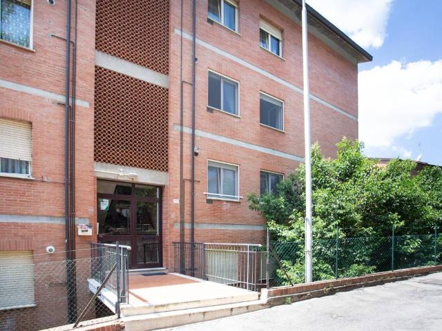 Appartamento in affitto a Santa Lucia, Cenerente