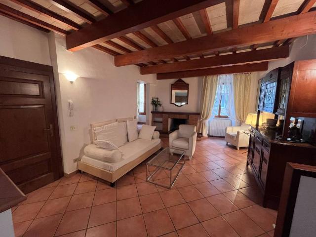 Appartamento in affitto a Sant'Erminio, Cenerente