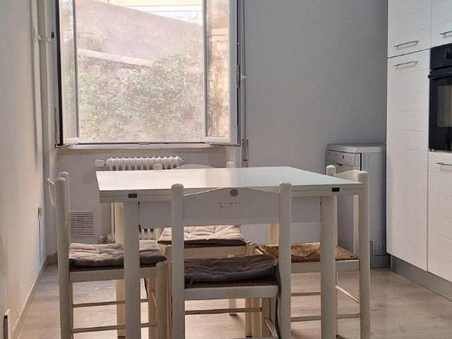 Appartamento in affitto a Santa Lucia, Cenerente