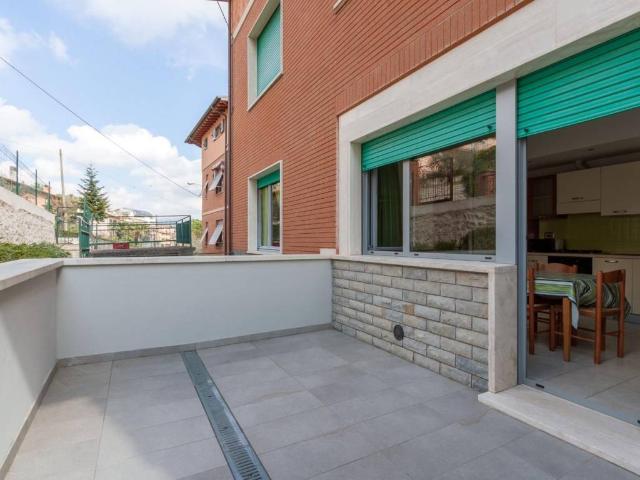 Appartamento in affitto a Ferro di Cavallo, Perugia