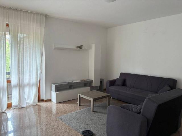 Appartamento in affitto a San Sisto, Cenerente