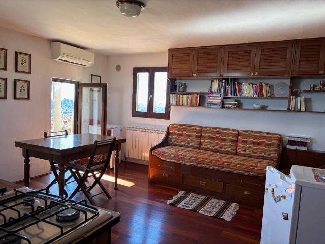 Appartamento in affitto a Sant'Erminio, Cenerente