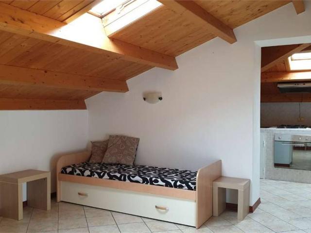 Attico in affitto a Ponte San Giovanni, Cenerente