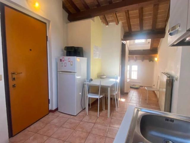 Appartamento in affitto a Sant'Erminio, Cenerente