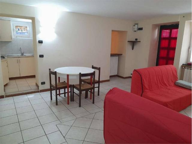 Appartamento in affitto a Sant'Erminio, Cenerente