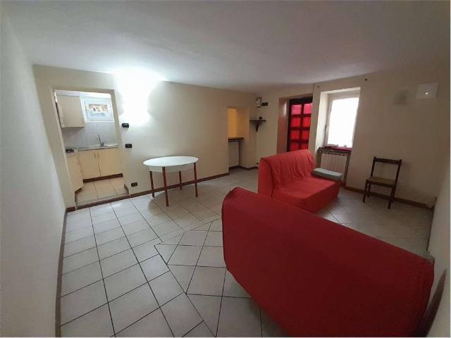 Appartamento in affitto a Sant'Erminio, Cenerente